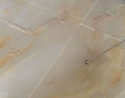 琅琊瓷砖空鼓维修公司分享粘合剂选择不当在瓷砖铺贴过程中可能导致以下问题
